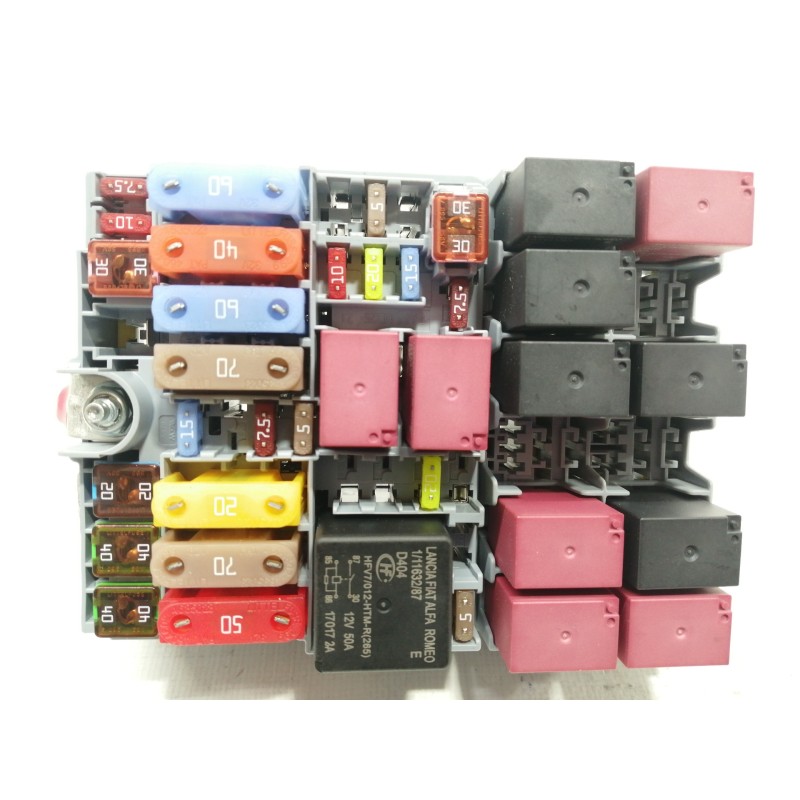 Recambio de caja reles / fusibles para fiat 500 x (334) urban referencia OEM IAM 51882145  