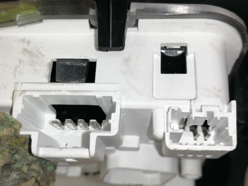 Recambio de luz interior para peugeot 3008 gt line referencia OEM IAM 9812595380  