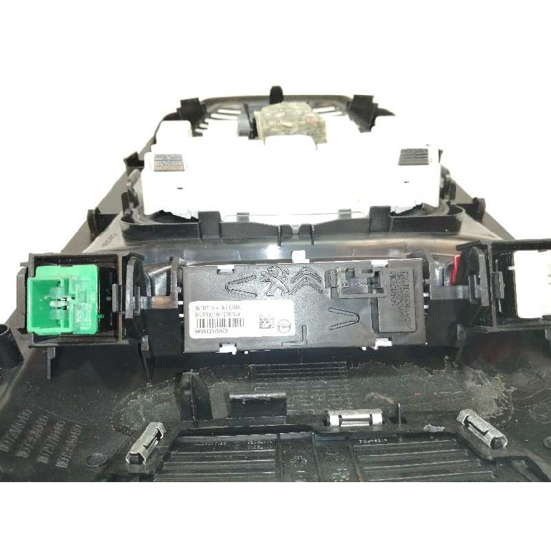 Recambio de luz interior para peugeot 3008 gt line referencia OEM IAM 9812595380  