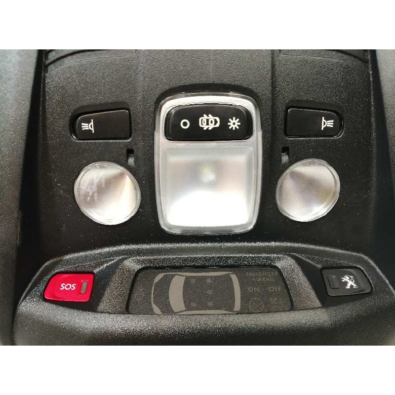 Recambio de luz interior para peugeot 3008 gt line referencia OEM IAM 9812595380  