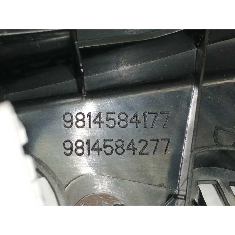 Recambio de luz interior para peugeot 3008 gt line referencia OEM IAM 9812595380  