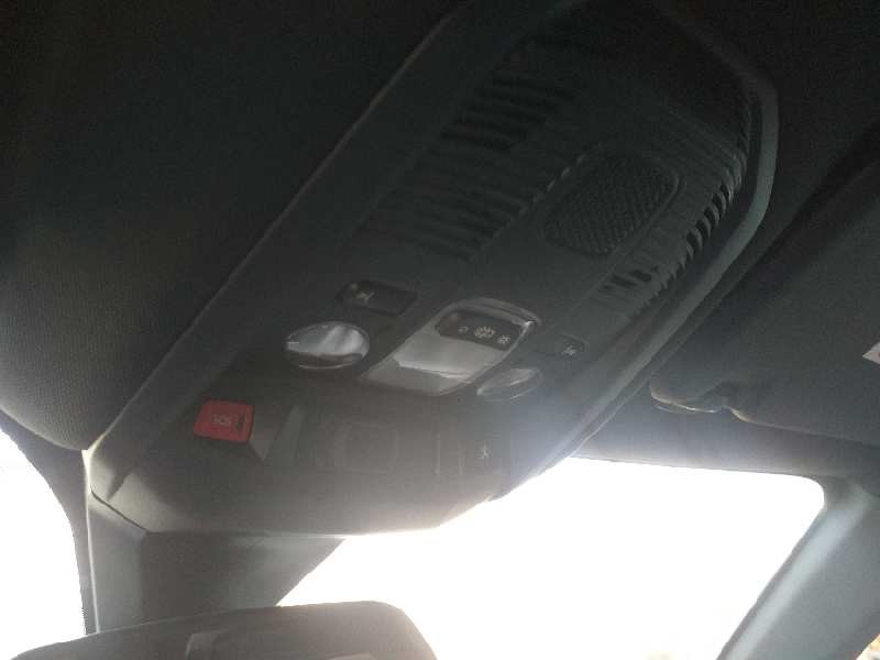 Recambio de luz interior para peugeot 3008 gt line referencia OEM IAM 9812595380  