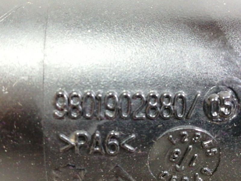 Recambio de tubo para peugeot 3008 gt line referencia OEM IAM 9801902880 0261230252 