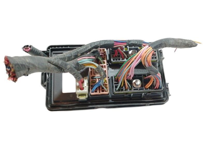 Recambio de caja reles / fusibles para chevrolet aveo ls referencia OEM IAM   