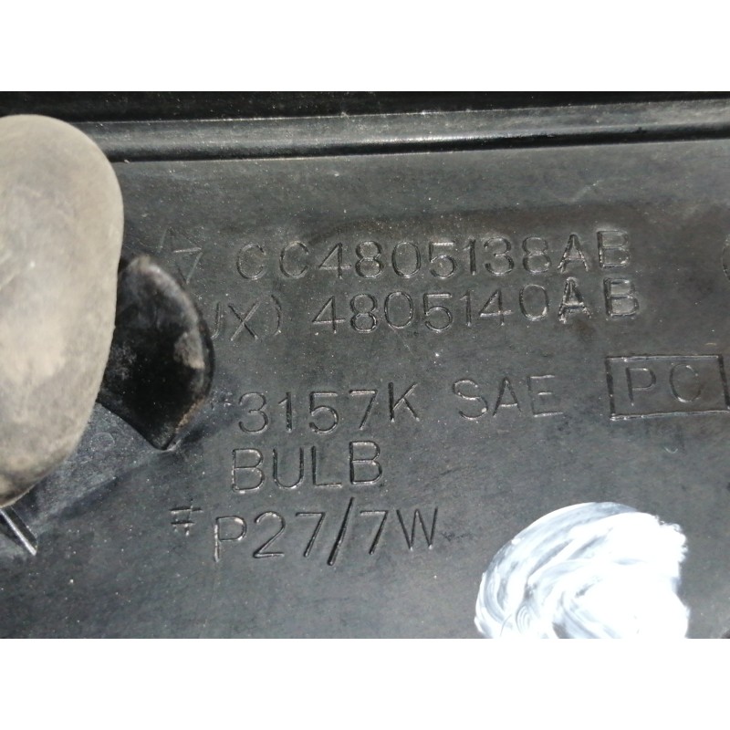 Recambio de piloto delantero derecho para chrysler 300 m (lr) 2.7 cat referencia OEM IAM 58622E  