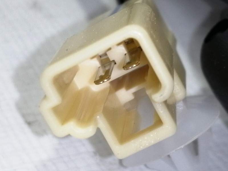 Recambio de cinturon seguridad delantero izquierdo para suzuki swift berlina (mz) gl (3-ptas.) referencia OEM IAM H099701  