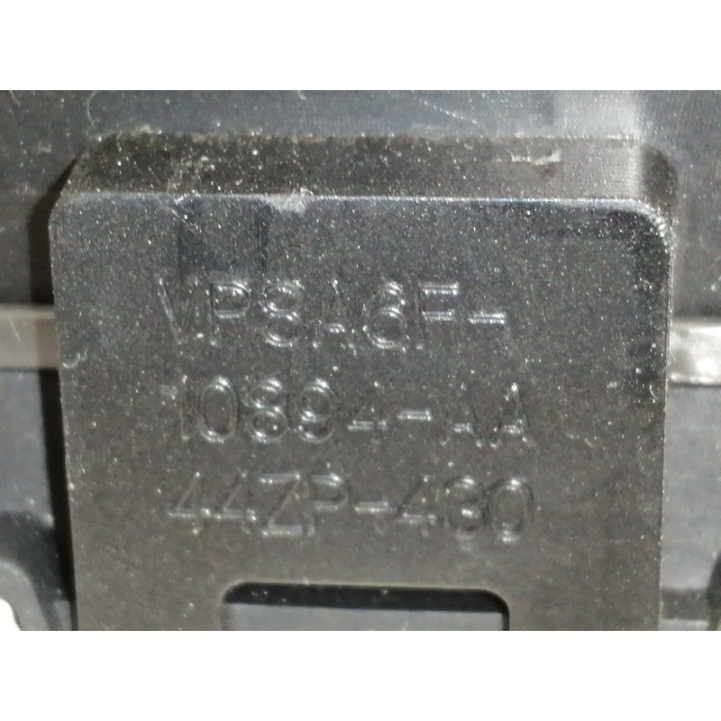 Recambio de cuadro instrumentos para ford fiesta (cb1) ghia referencia OEM IAM 8A6T10849CD VP8A6F10894BC A12148800 VP8A6T10849CE