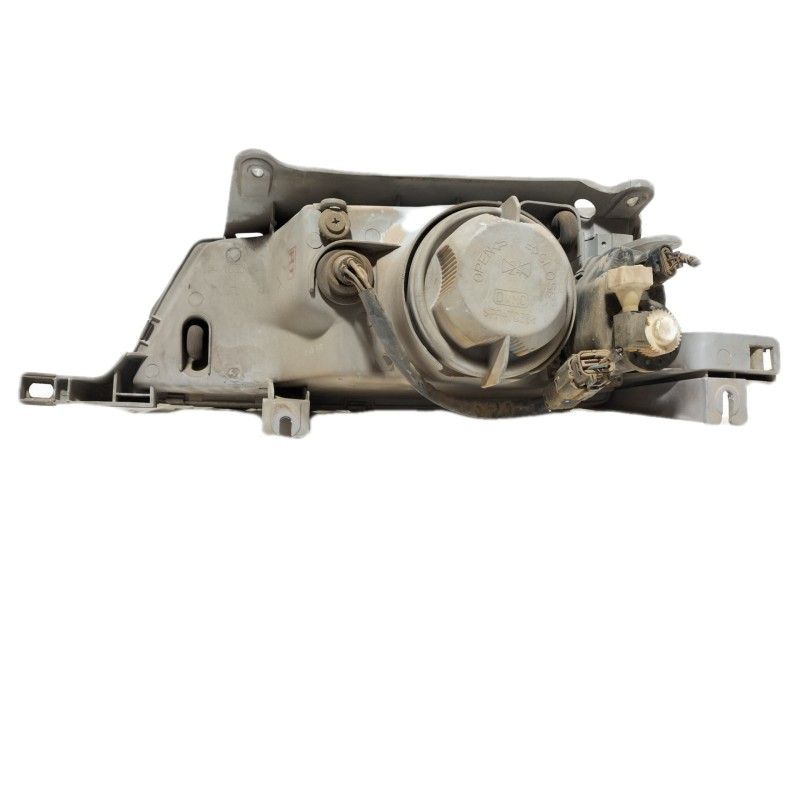 Recambio de faro derecho para daewoo nexia 1.5 cat referencia OEM IAM   