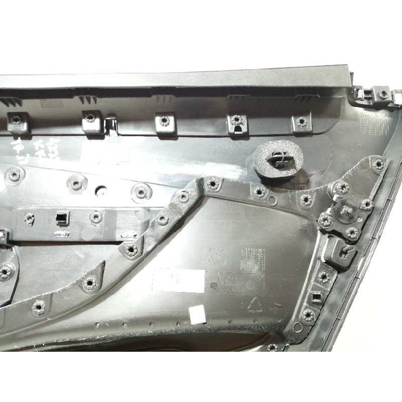 Recambio de guarnecido puerta trasera izquierda para peugeot 3008 gt line referencia OEM IAM 0022578  