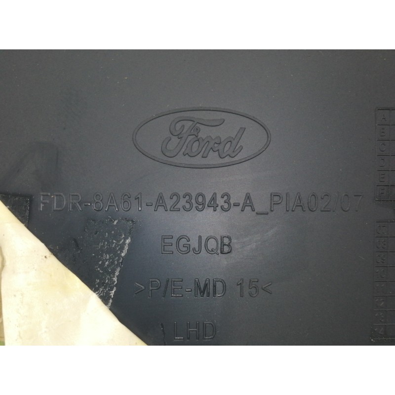 Recambio de guarnecido puerta delantera izquierda para ford fiesta (cb1) ghia referencia OEM IAM 8A61A23943A  