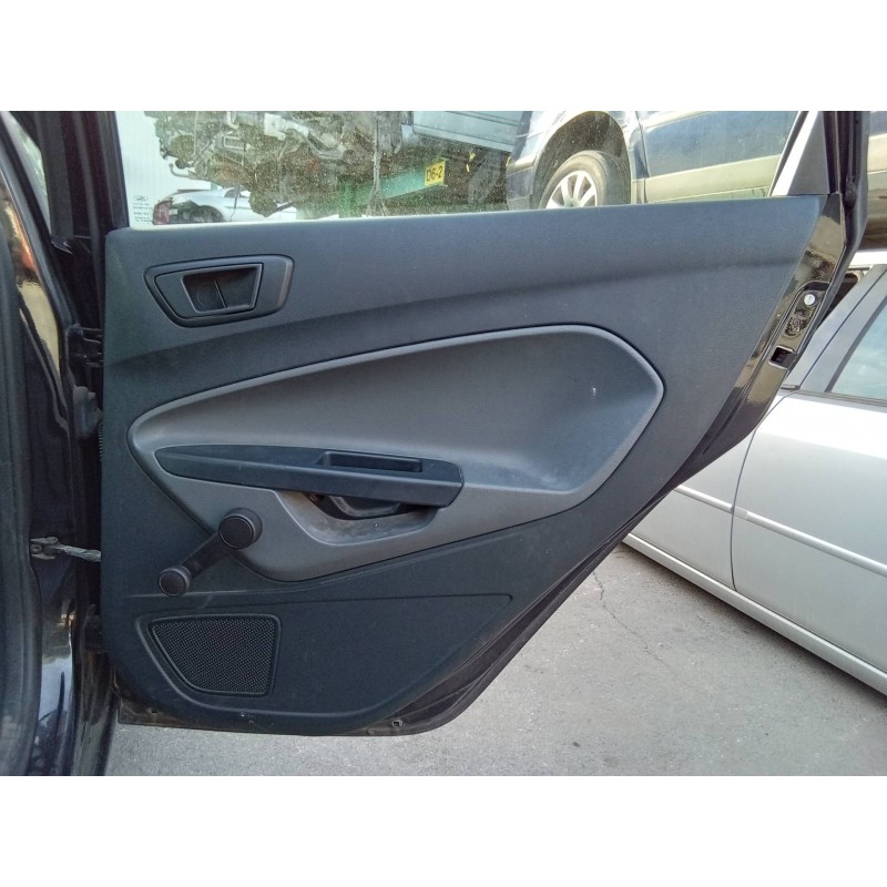 Recambio de guarnecido puerta trasera derecha para ford fiesta (cb1) ghia referencia OEM IAM 8A61A27406A 8A61A27406AG1E3M 