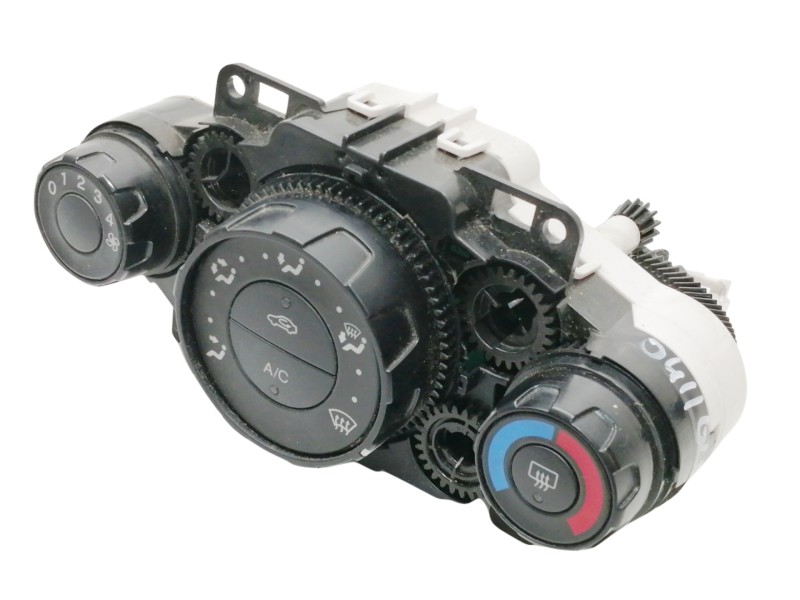 Recambio de mando calefaccion / aire acondicionado para ford fiesta (cb1) ghia referencia OEM IAM 8A6119980AE  