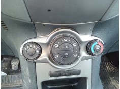 Recambio de mando calefaccion / aire acondicionado para ford fiesta (cb1) ghia referencia OEM IAM 8A6119980AE   2