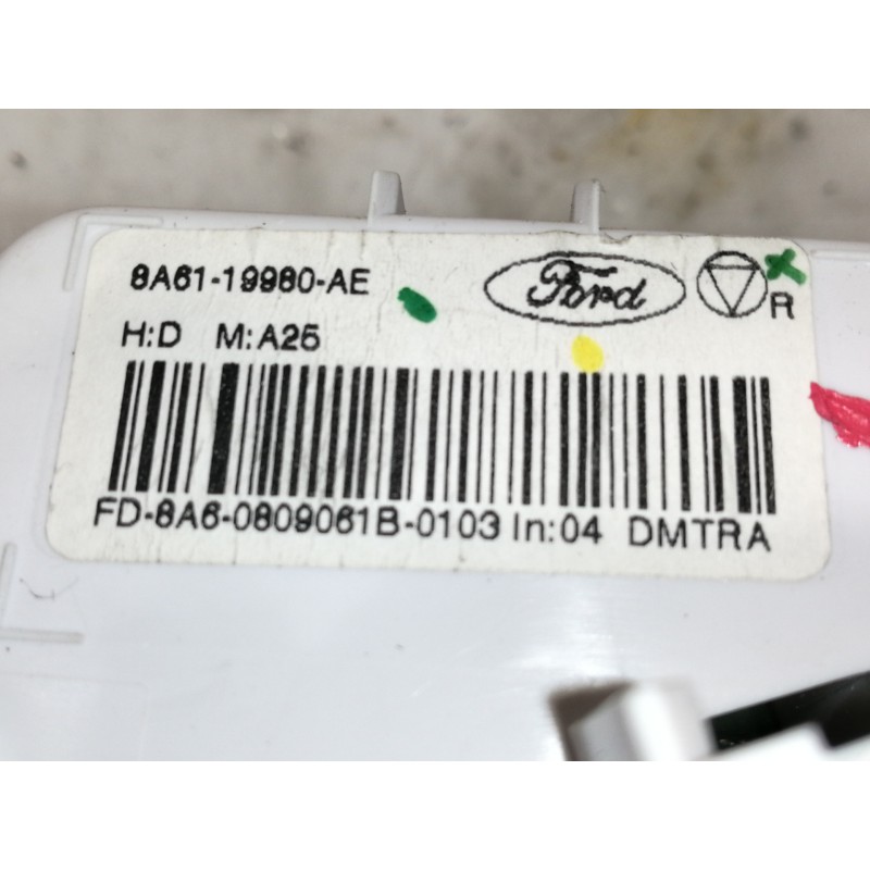 Recambio de mando calefaccion / aire acondicionado para ford fiesta (cb1) ghia referencia OEM IAM 8A6119980AE  