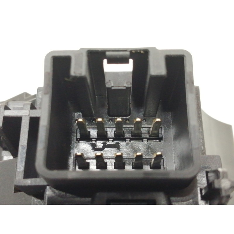 Recambio de mando limpia para ford fiesta (cb1) ghia referencia OEM IAM 8A6T17A553AC  