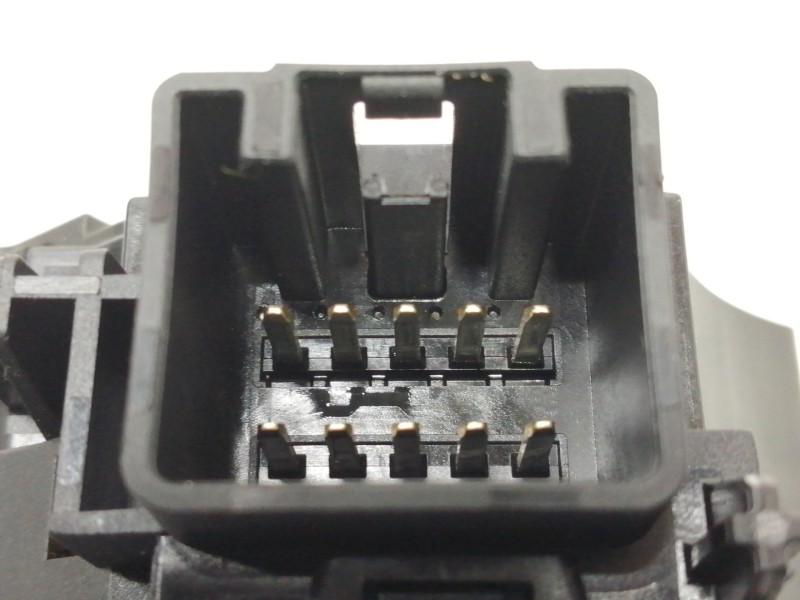 Recambio de mando limpia para ford fiesta (cb1) ghia referencia OEM IAM 8A6T17A553AC  