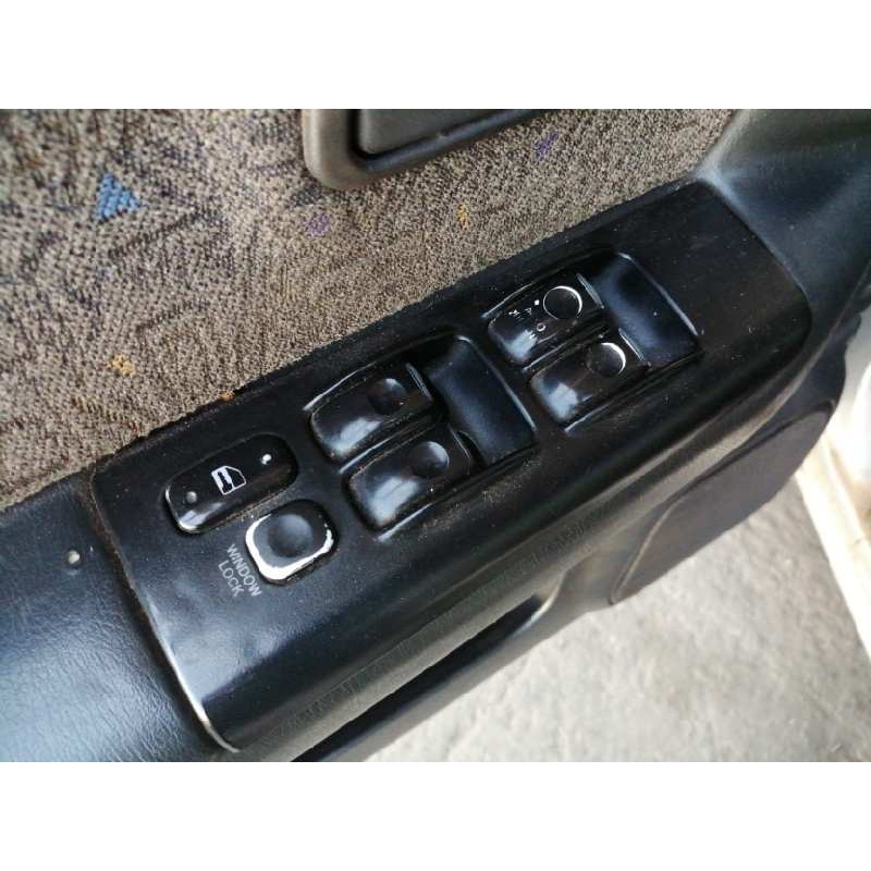 Recambio de mando elevalunas delantero izquierdo para mitsubishi santamo (hyundai) santamo confort referencia OEM IAM 93570M2100