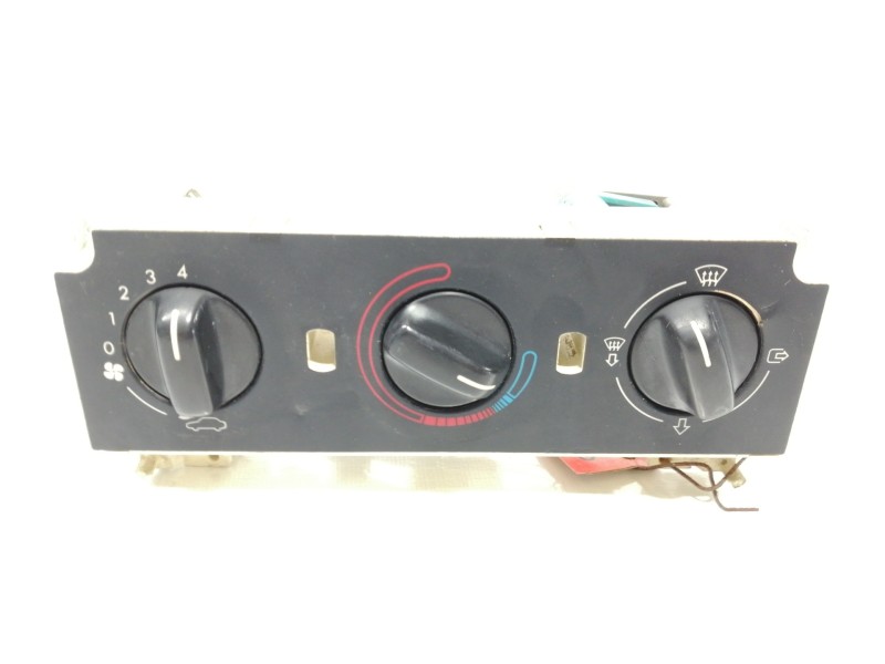 Recambio de mando calefaccion / aire acondicionado para peugeot 306 berlina 3/4/5 puertas (s2) graffic referencia OEM IAM   
