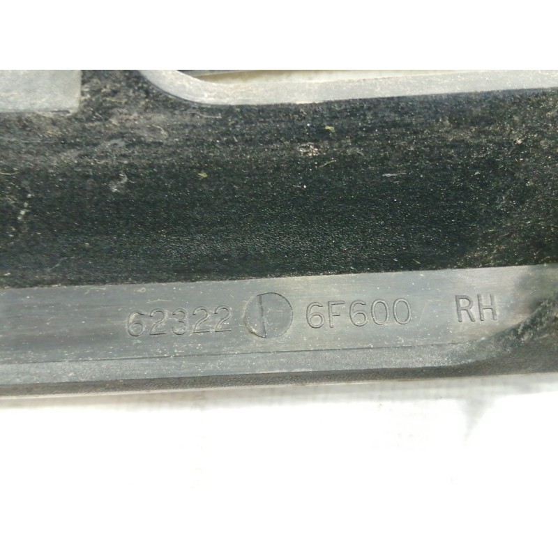 Recambio de rejilla delantera para nissan micra (k11) básico referencia OEM IAM 623226F600  