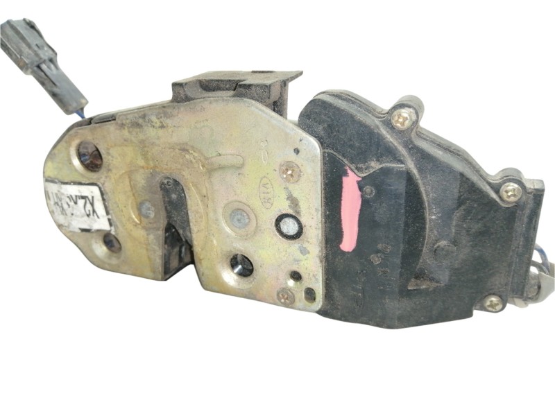 Recambio de cerradura puerta trasera derecha para kia shuma ii 1.6 cat referencia OEM IAM   