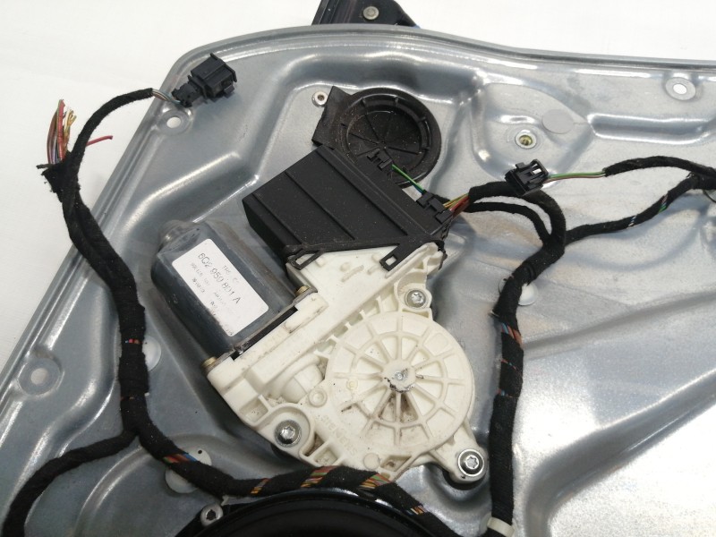 Recambio de elevalunas delantero derecho para seat ibiza (6l1) 1.2 referencia OEM IAM 6L3837752BQ 6L3837756N 993092103 ELECTRICO