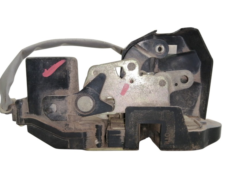 Recambio de cerradura puerta trasera derecha para kia shuma ii 1.6 cat referencia OEM IAM   