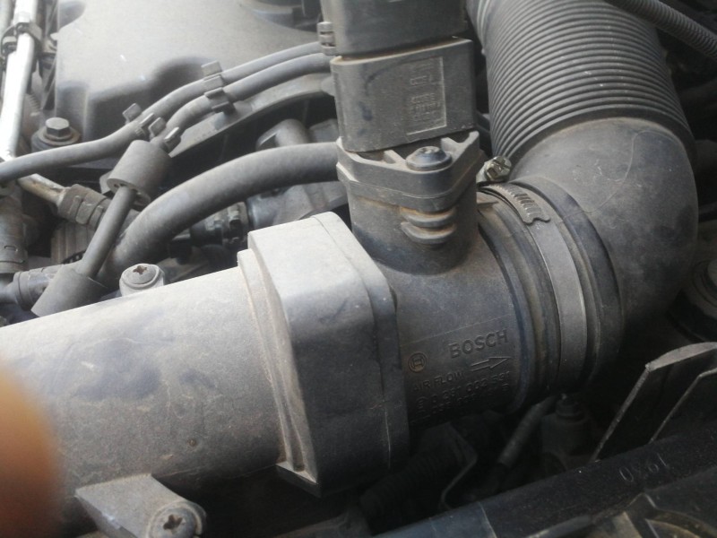 Recambio de caudalimetro para volkswagen caddy ka/kb (2k) 1.9 tdi referencia OEM IAM 038906461B  