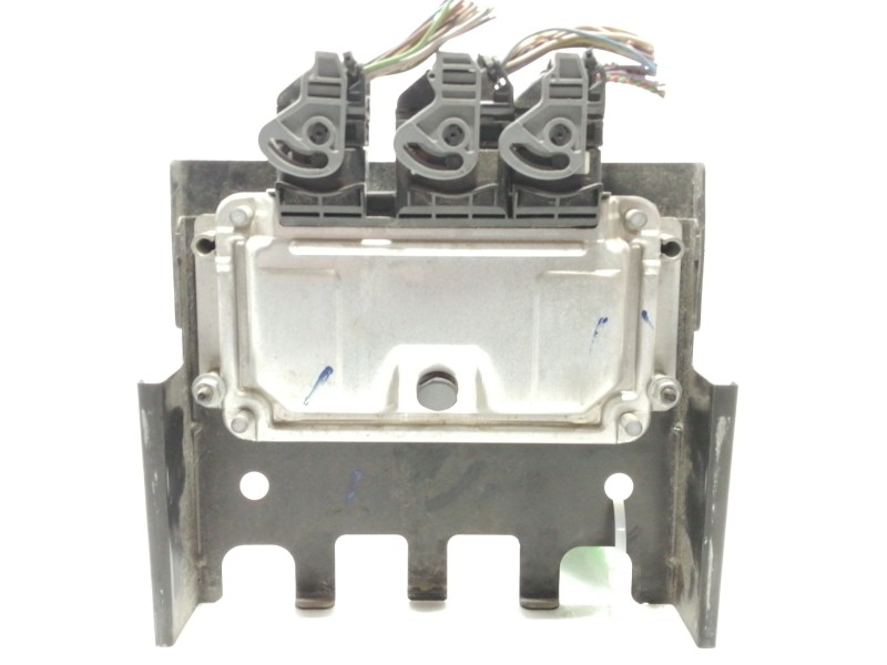 Recambio de centralita motor uce para citroën c3 pluriel 1.6 16v sensodrive referencia OEM IAM 0261207860  