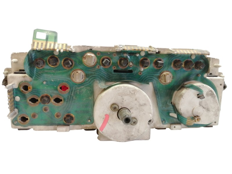 Recambio de cuadro instrumentos para peugeot 205 berlina 1.8 diesel cat referencia OEM IAM 32965702AC  