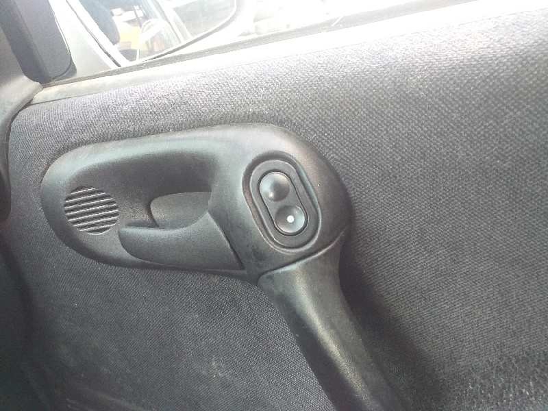 Recambio de mando elevalunas delantero derecho para opel corsa b edition 2000 referencia OEM IAM   