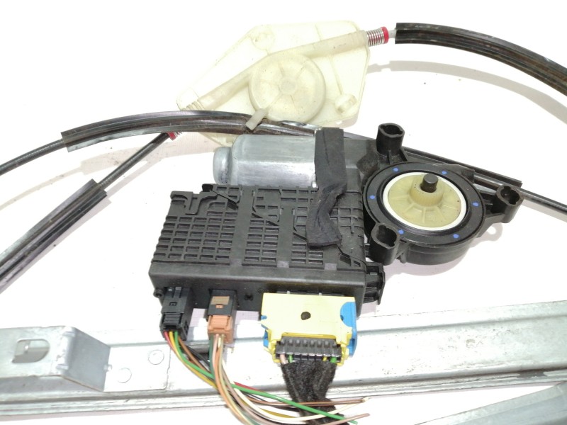 Recambio de elevalunas delantero derecho para citroën c4 picasso cool referencia OEM IAM 9682495580  