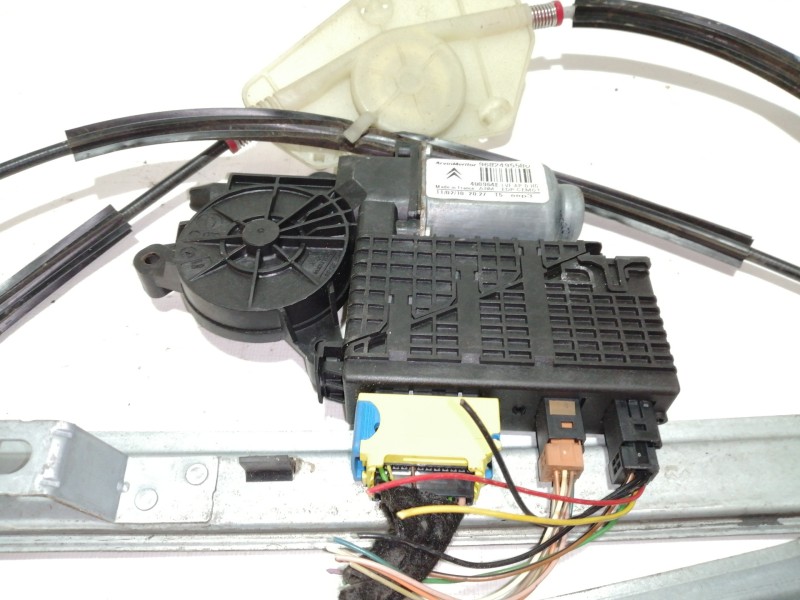 Recambio de elevalunas delantero derecho para citroën c4 picasso cool referencia OEM IAM 9682495580  