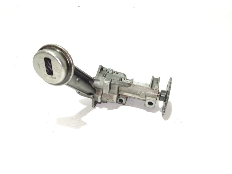 Recambio de bomba aceite para renault megane ii berlina 3p confort authentique referencia OEM IAM 8200307174  