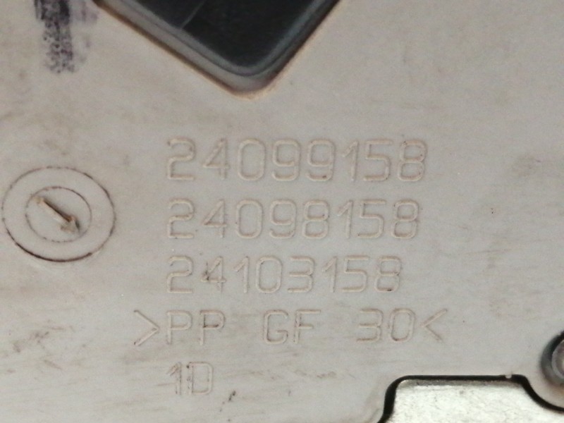 Recambio de cerradura puerta trasera derecha para citroën c4 picasso cool referencia OEM IAM 24099158  