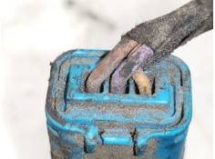 Recambio de filtro gasoil para citroën c4 sedan collection referencia OEM IAM 9305108C   2