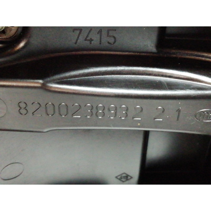 Recambio de carter para renault megane ii berlina 3p confort authentique referencia OEM IAM 8200238932  