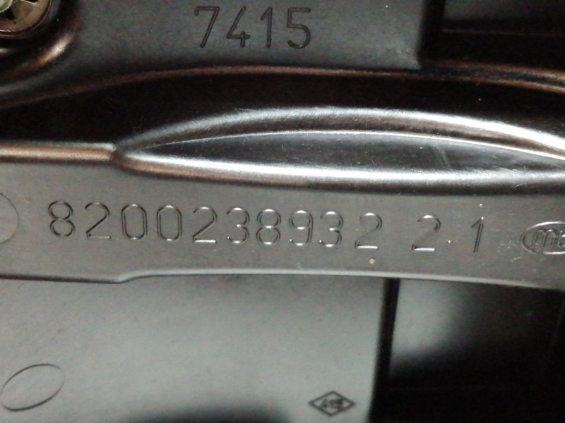 Recambio de carter para renault megane ii berlina 3p confort authentique referencia OEM IAM 8200238932  