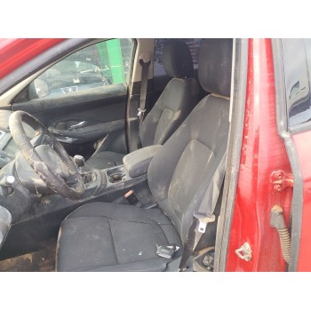 ASIENTO DELANTERO IZQUIERDO 