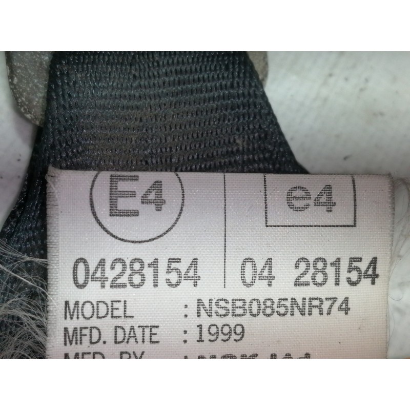 Recambio de cinturon seguridad delantero derecho para nissan almera (n15) gx referencia OEM IAM 0428154  
