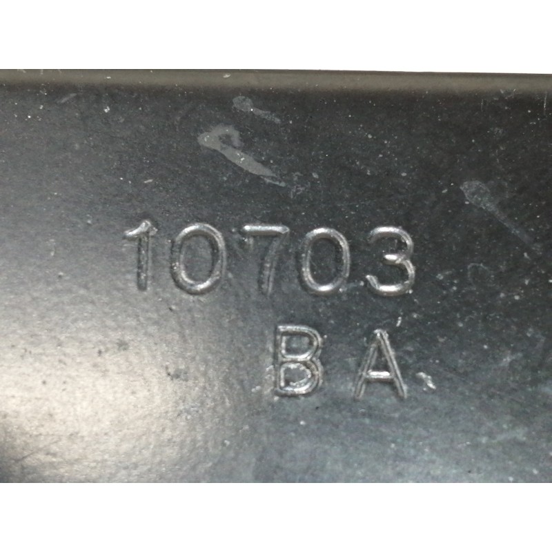 Recambio de enganche cinturon delantero derecho para nissan almera (n15) gx referencia OEM IAM NSB1085  