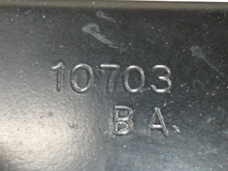 Recambio de enganche cinturon delantero derecho para nissan almera (n15) gx referencia OEM IAM NSB1085  