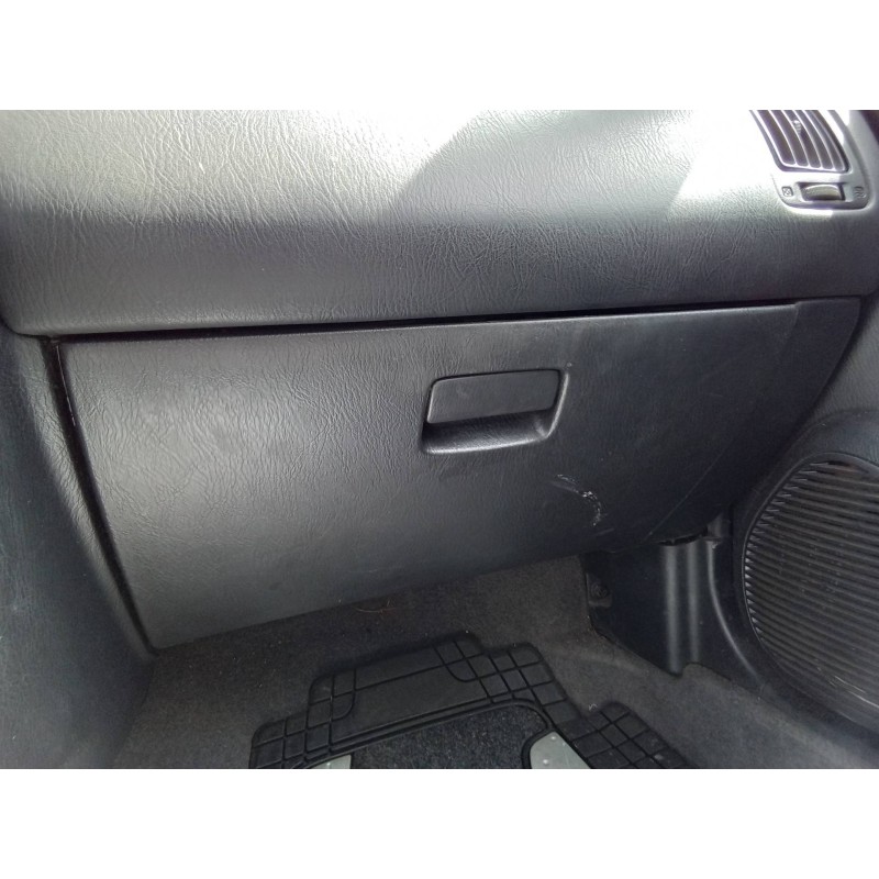 Recambio de guantera para nissan almera (n15) gx referencia OEM IAM 685001N600KEYX 685001N601KEYX / 685001N700KEY0 685001N701KEY