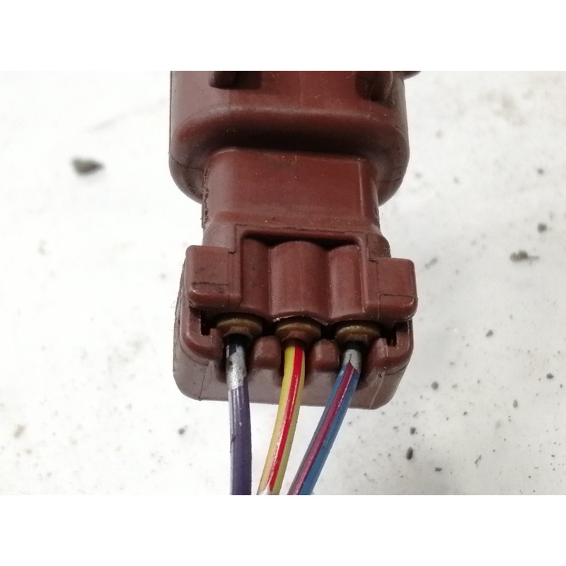 Recambio de retrovisor izquierdo para nissan almera (n15) gx referencia OEM IAM A06LH4D  