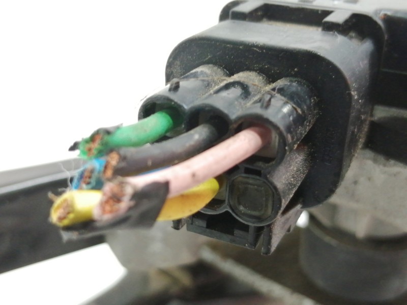 Recambio de motor limpia delantero para hyundai santa fe (bm) 2.2 crdi classic (2wd) referencia OEM IAM 981102B900  