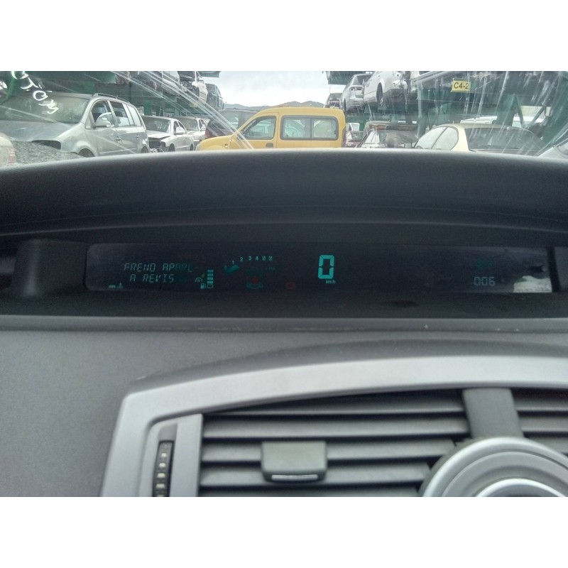 Recambio de cuadro instrumentos para renault scenic ii expression referencia OEM IAM P8200704463A NS0266436Z / TDBJ84BG / 216693