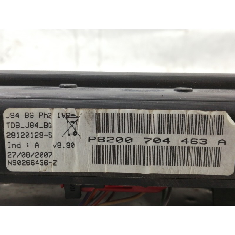 Recambio de cuadro instrumentos para renault scenic ii expression referencia OEM IAM P8200704463A NS0266436Z / TDBJ84BG / 216693