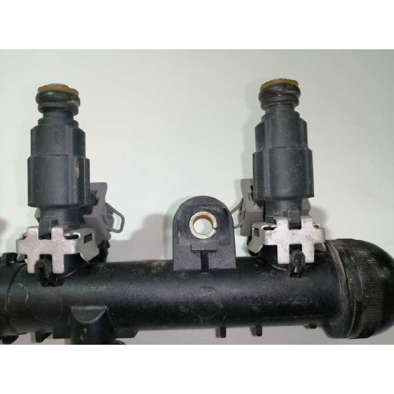 Recambio de rampa inyectora para opel corsa c club referencia OEM IAM 0280151076 1928404261 