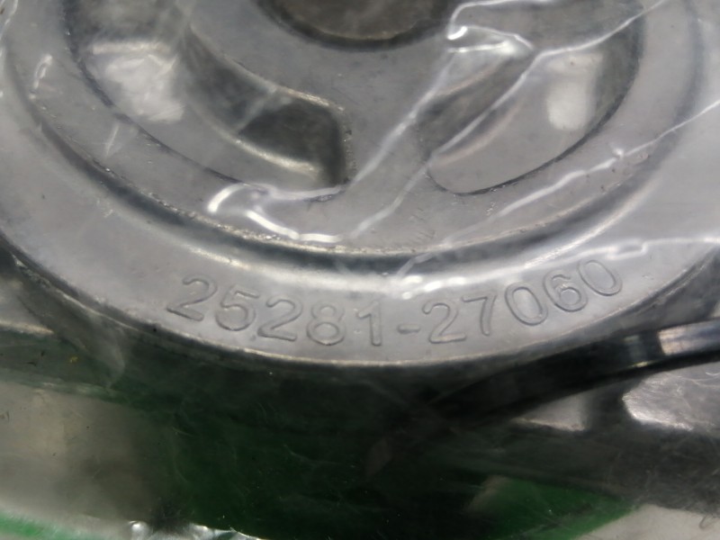Recambio de tensor correa auxiliar para hyundai accent (lc) crdi gl referencia OEM IAM 2528127060  