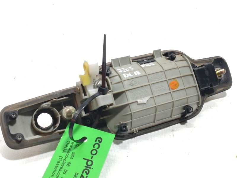 Recambio de maneta exterior delantera izquierda para ssangyong kyron 200 xdi limited referencia OEM IAM 7244031000  