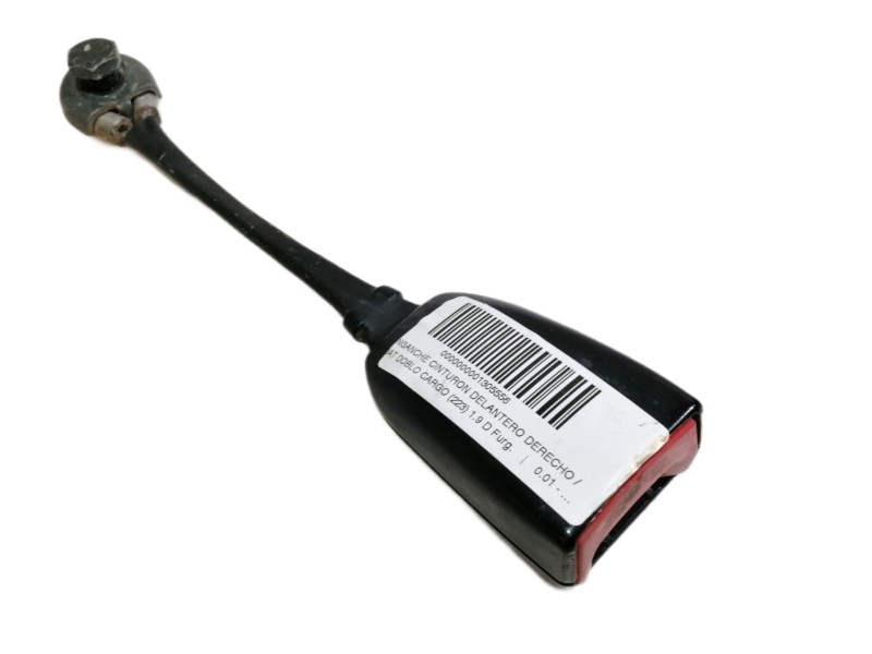 Recambio de enganche cinturon delantero derecho para fiat doblo cargo (223) 1.9 d furg. referencia OEM IAM 33018441  
